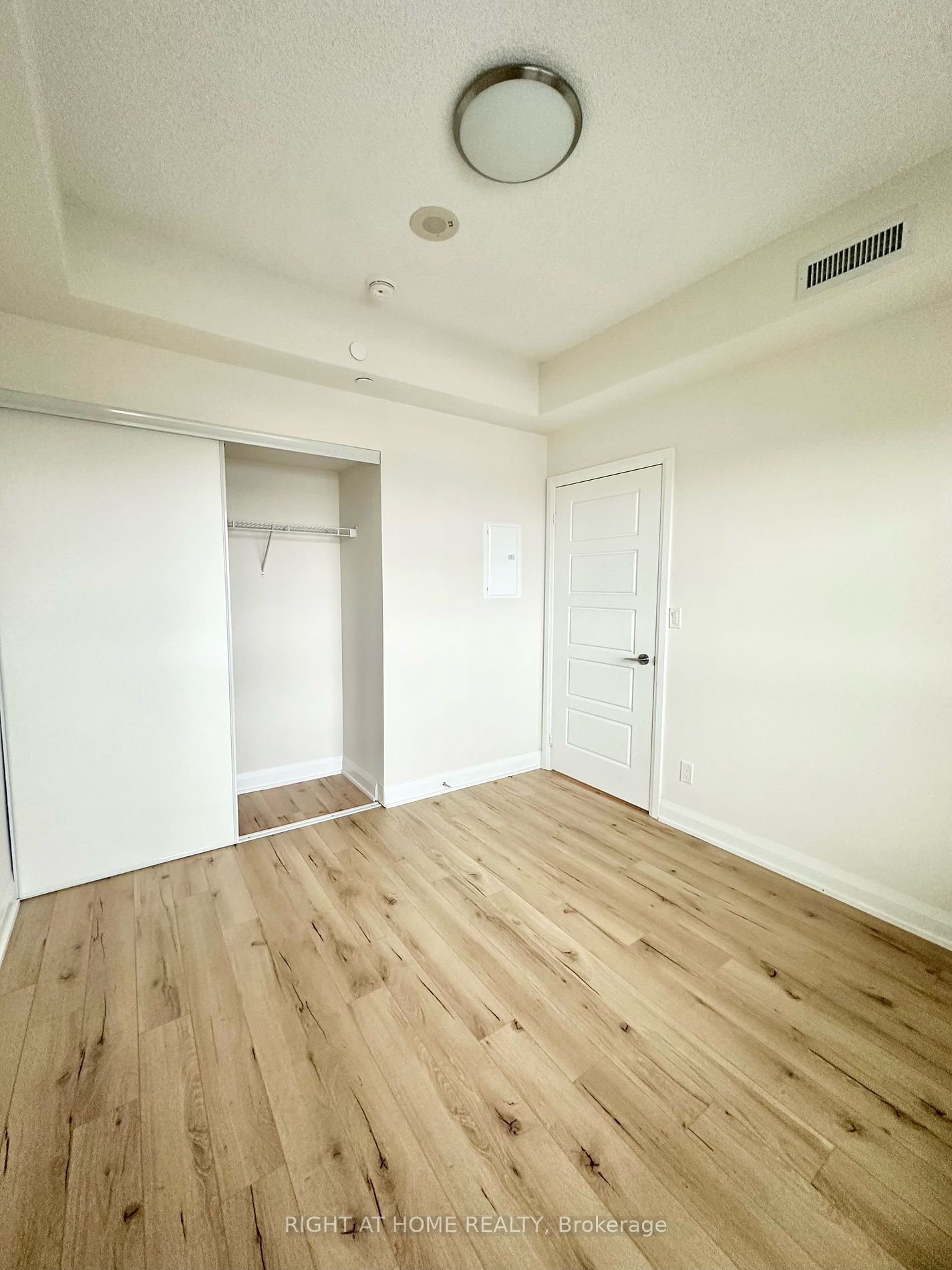 25 Water Walk Dr, unit 321 for rent - image #3