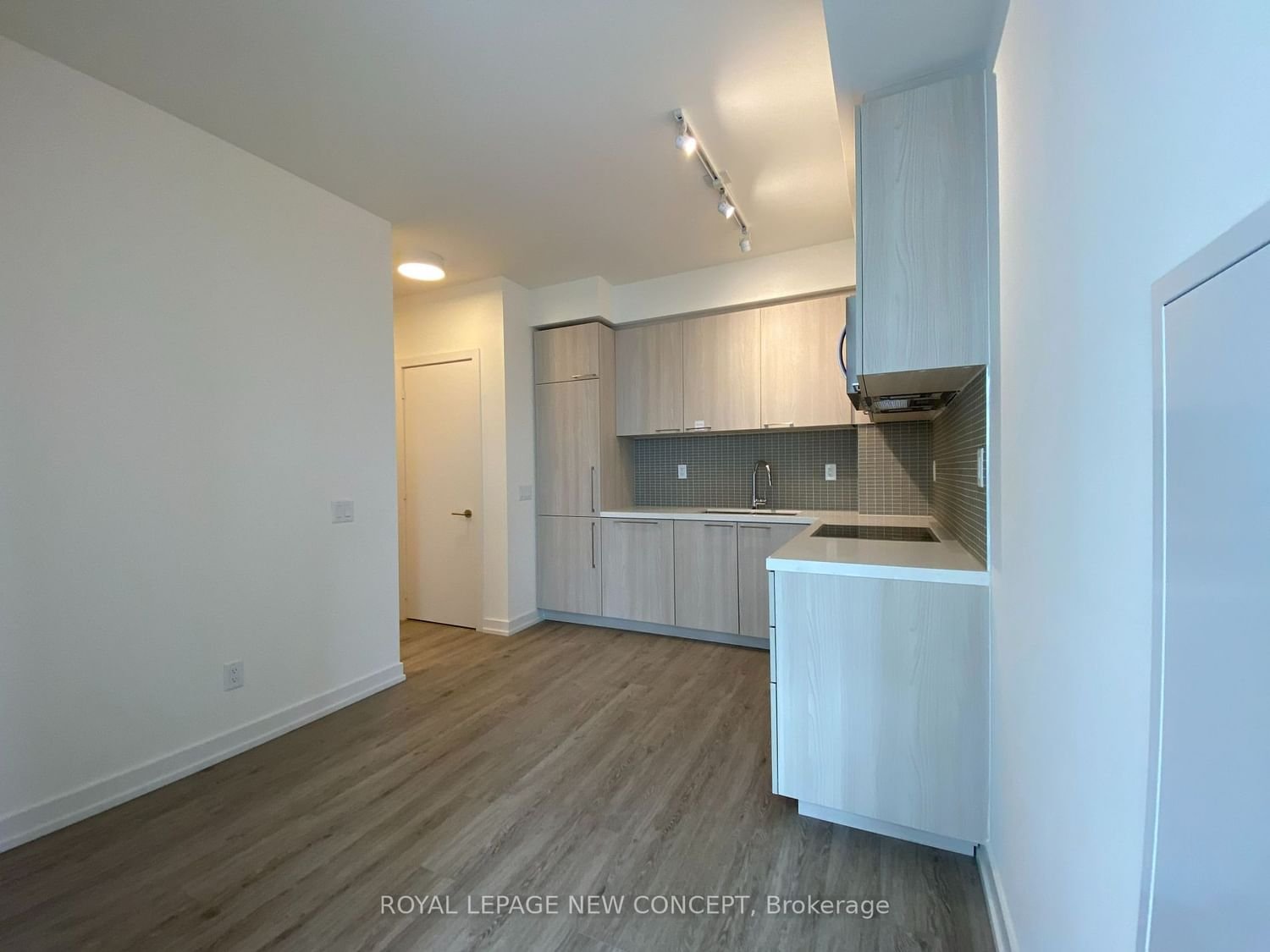 1 Grandview Ave, unit 809 for rent - image #15