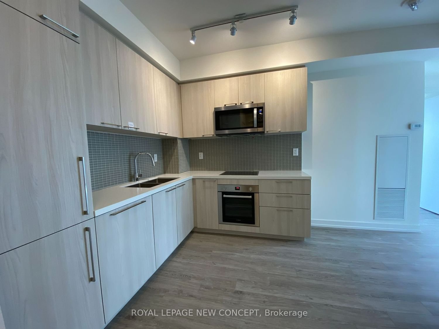 1 Grandview Ave, unit 809 for rent - image #20