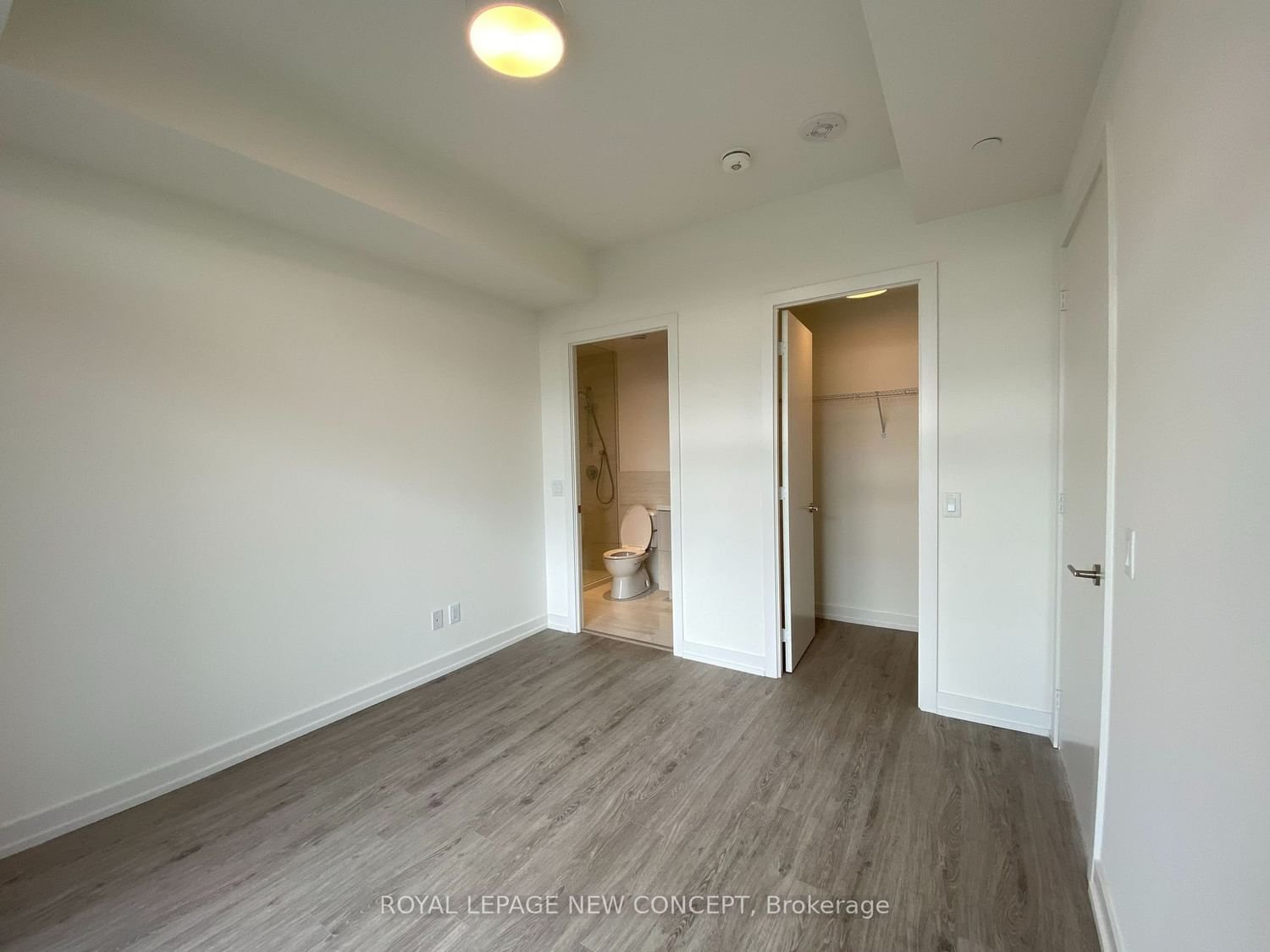 1 Grandview Ave, unit 809 for rent - image #9