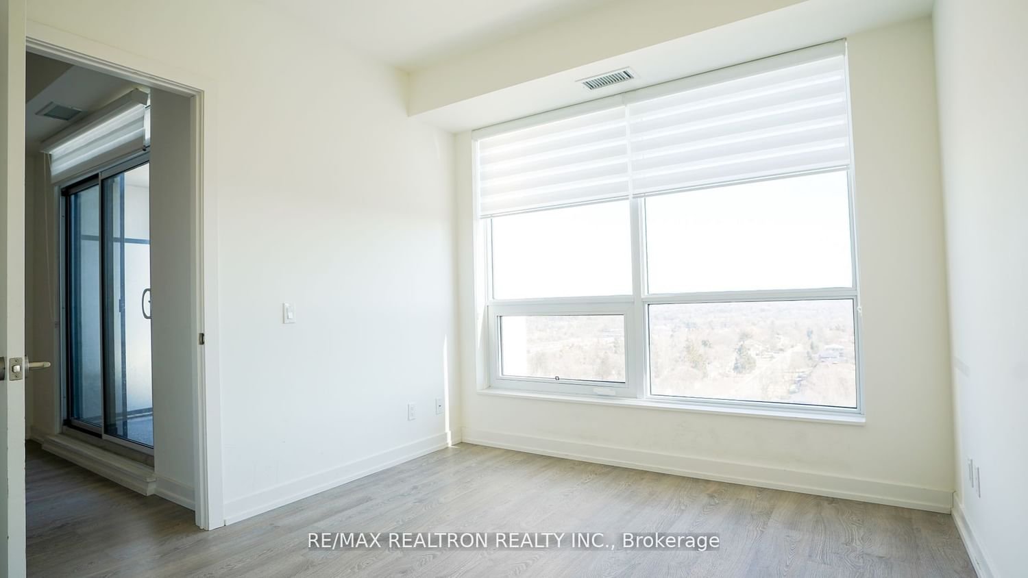 1 Grandview Ave, unit 1208 for rent - image #13