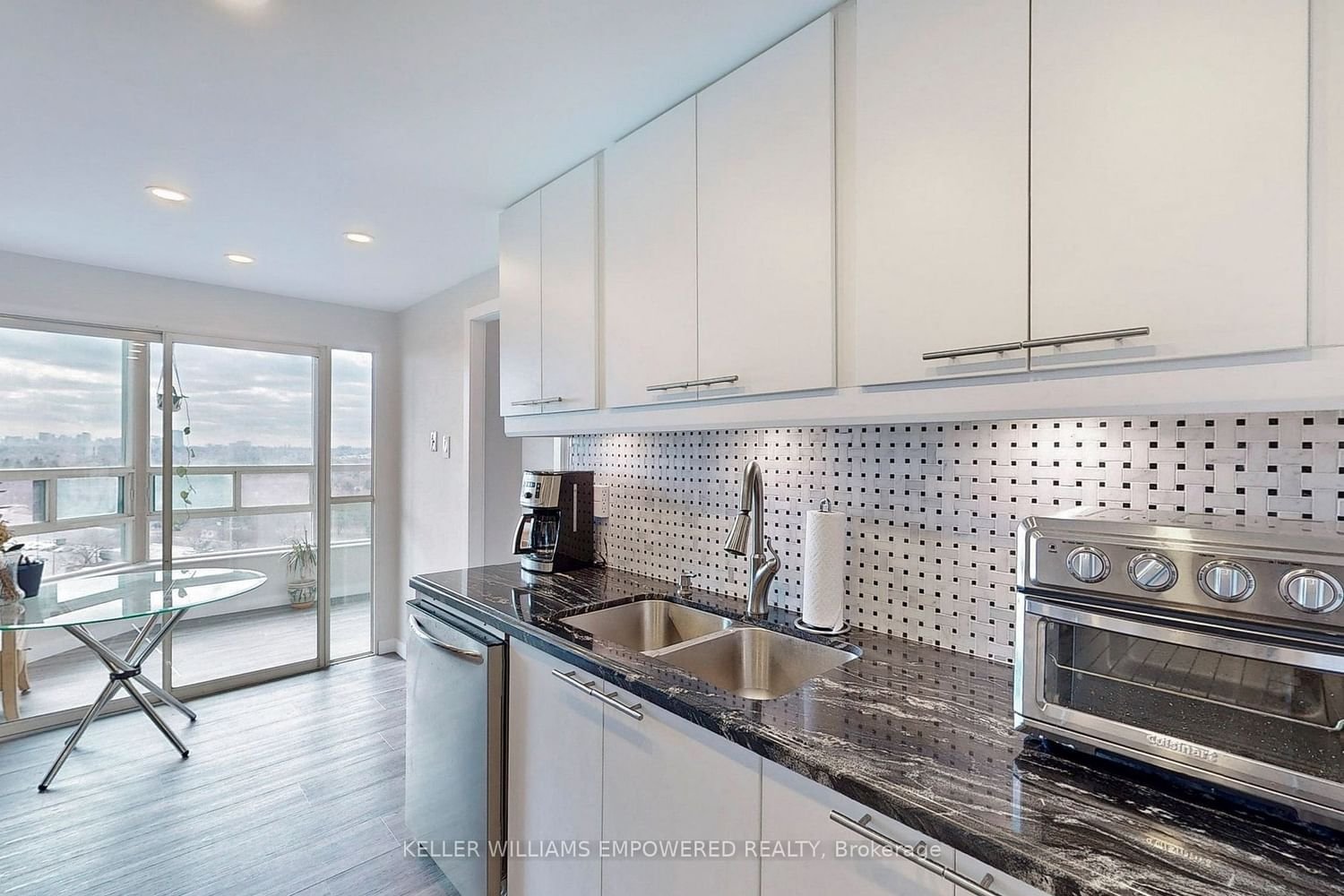 7805 Bayview Ave, unit 1016 for sale - image #13