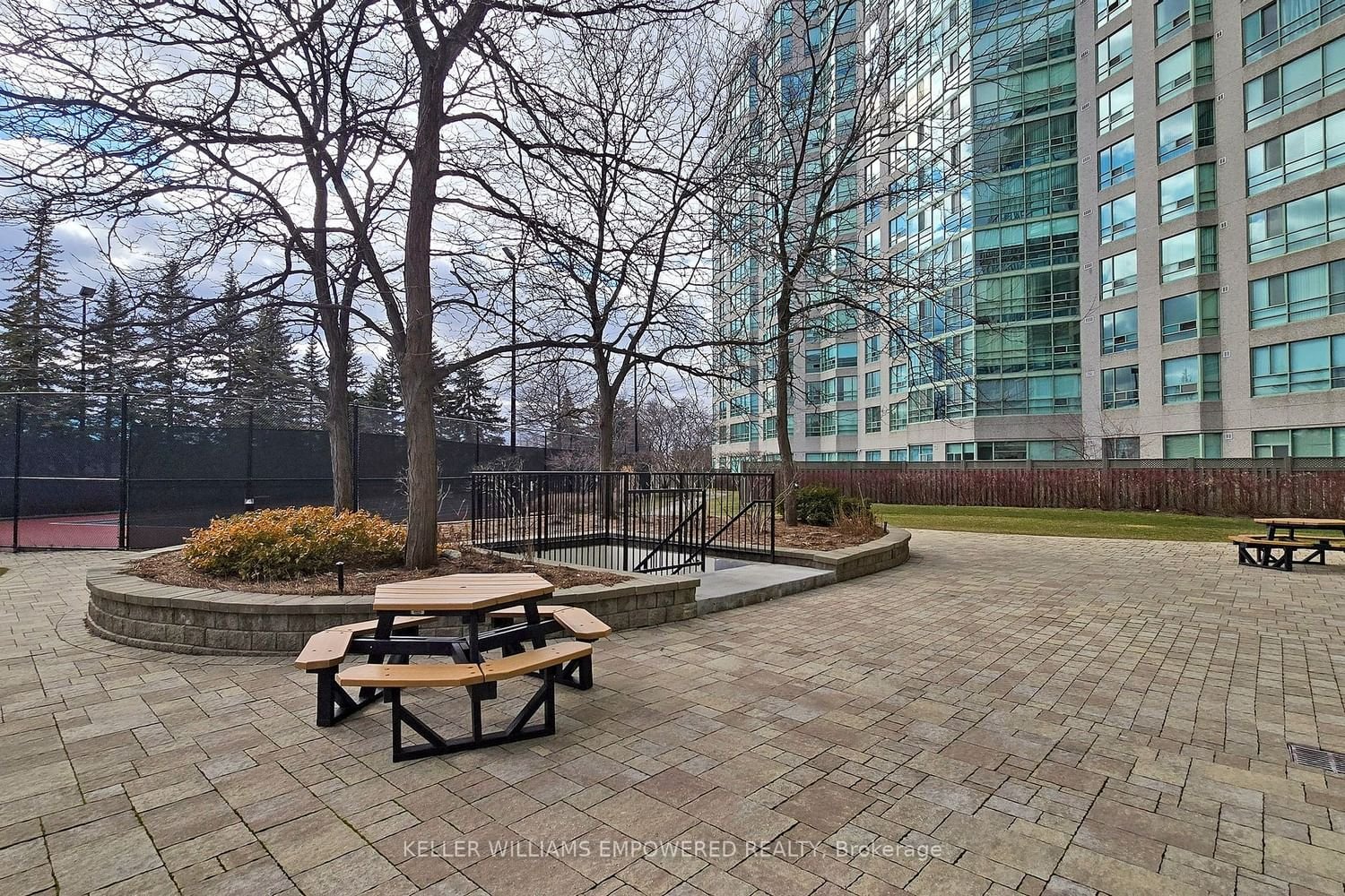 7805 Bayview Ave, unit 1016 for sale - image #31