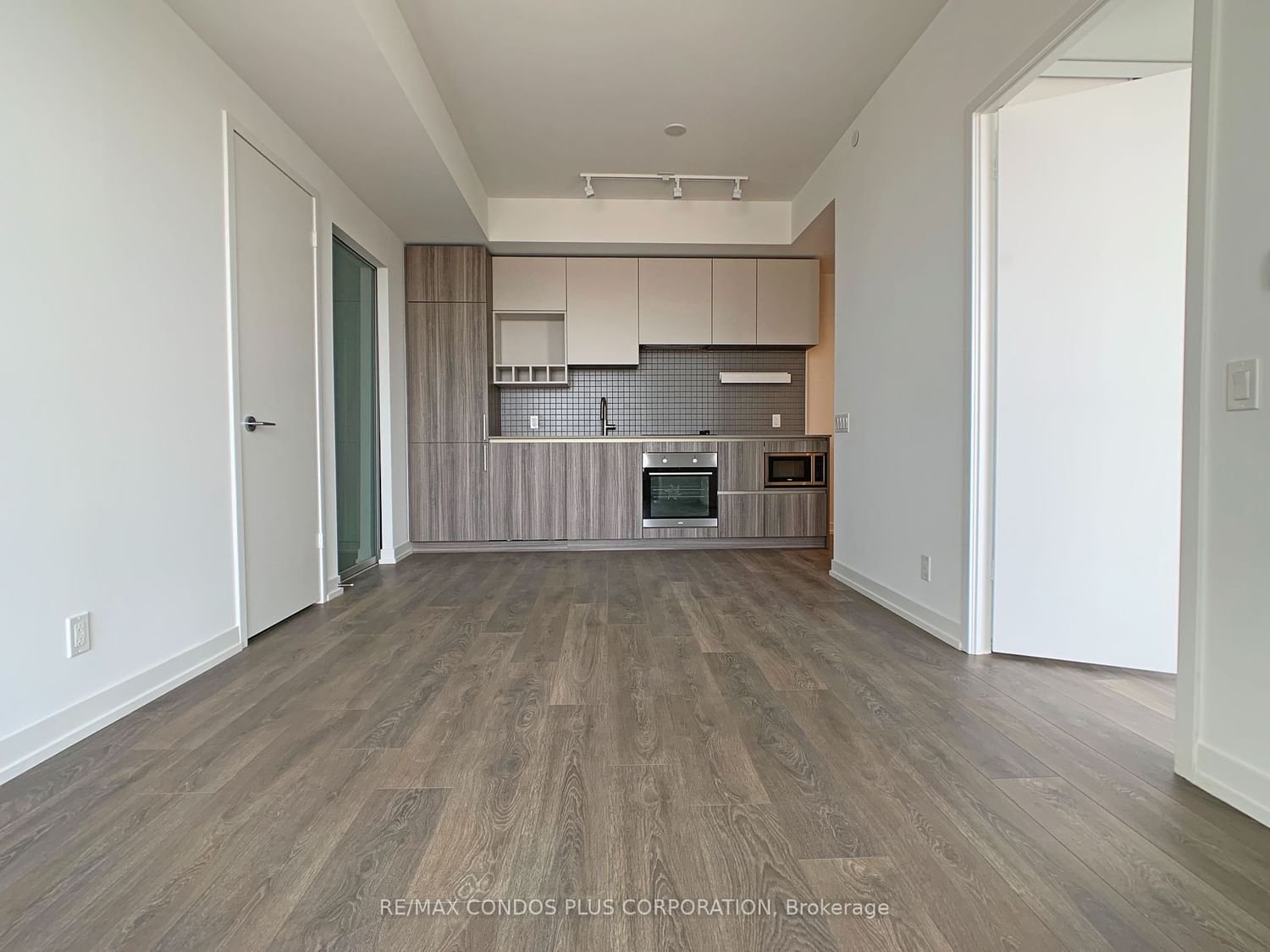 5 Buttermill Ave, unit 2712 for sale - image #7