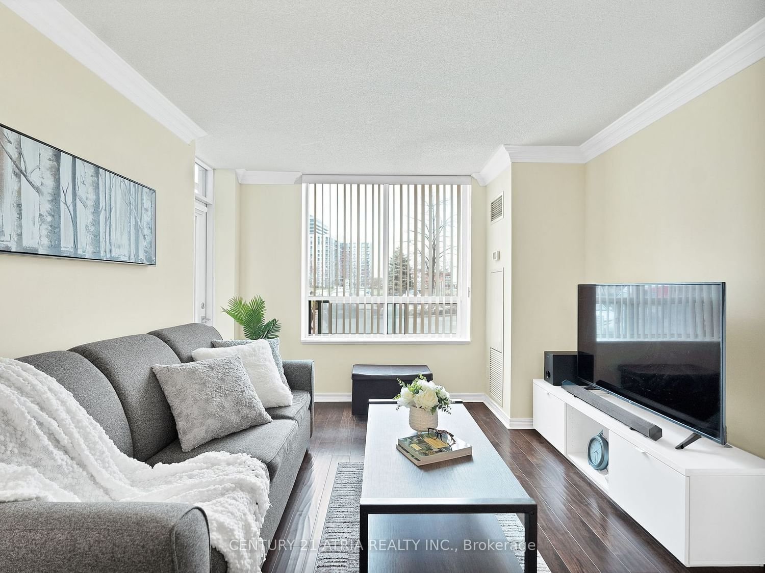 23 Oneida Cres, unit 102 for sale - image #12