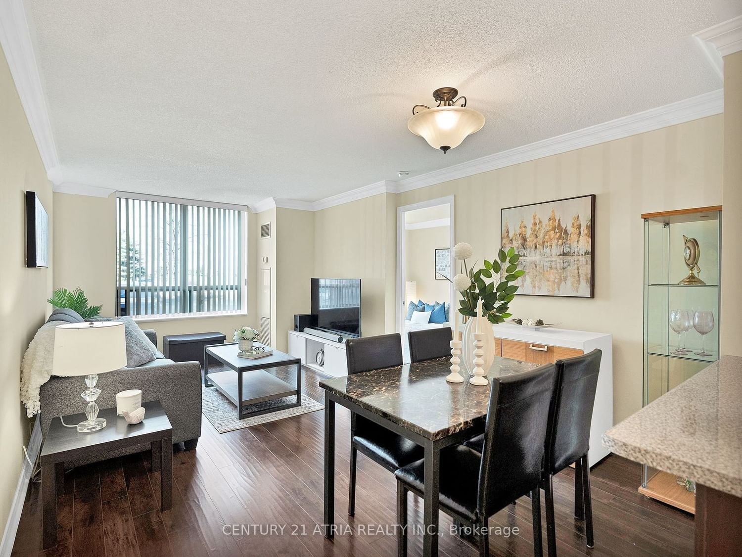 23 Oneida Cres, unit 102 for sale - image #14