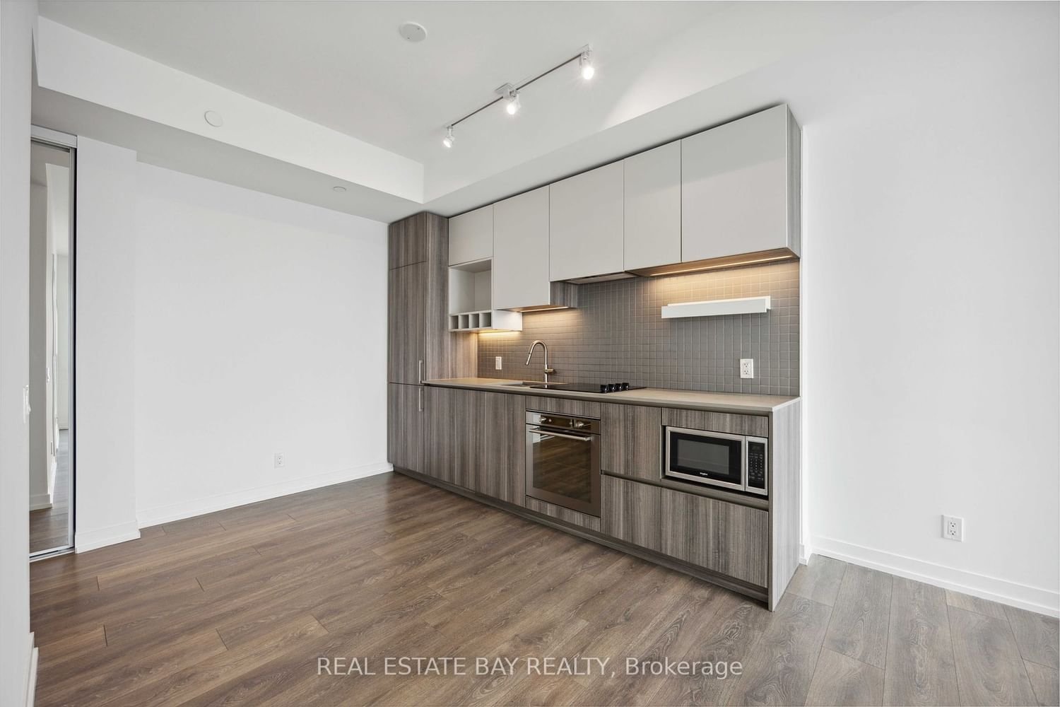 5 Buttermill Ave, unit 5611 for sale - image #14