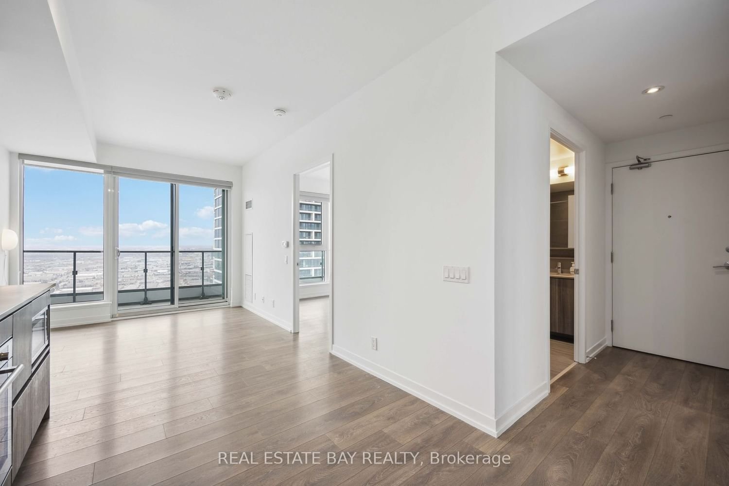 5 Buttermill Ave, unit 5611 for sale - image #5