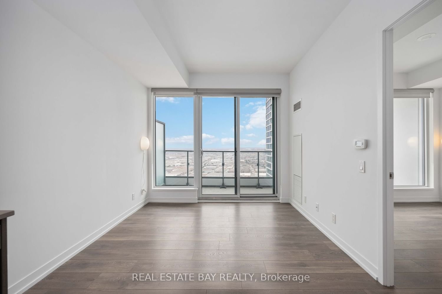5 Buttermill Ave, unit 5611 for sale - image #6