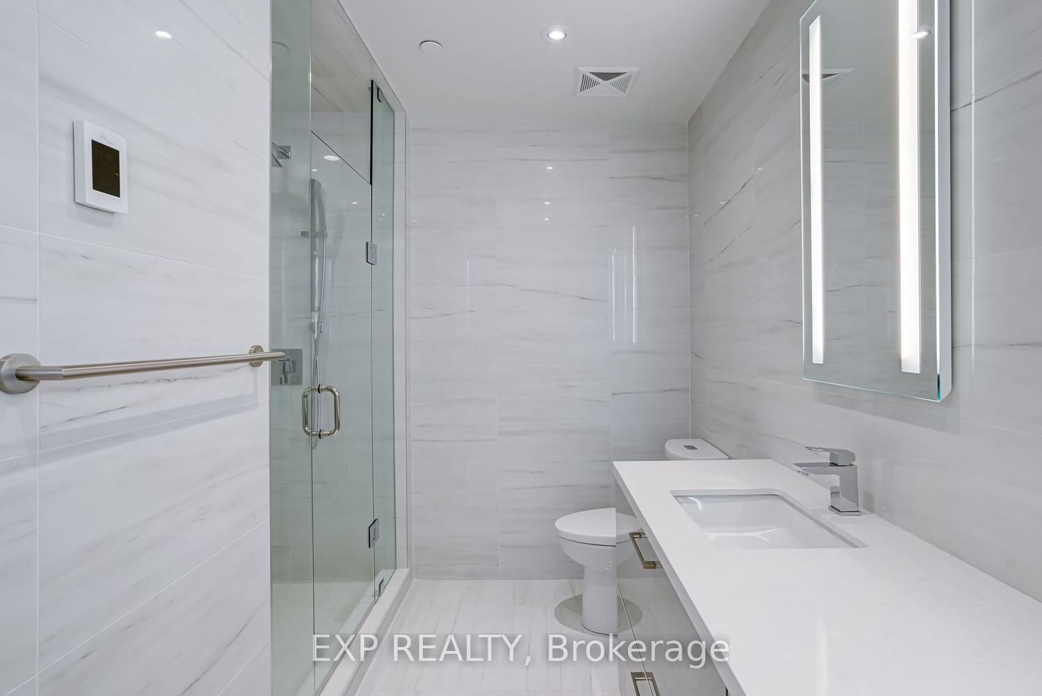 1 Grandview Ave, unit 3001 for rent - image #23