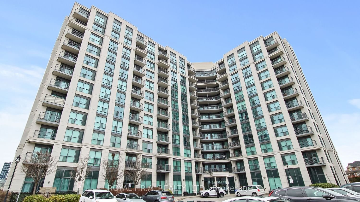 185 Oneida Cres, unit 915 for sale - image #1