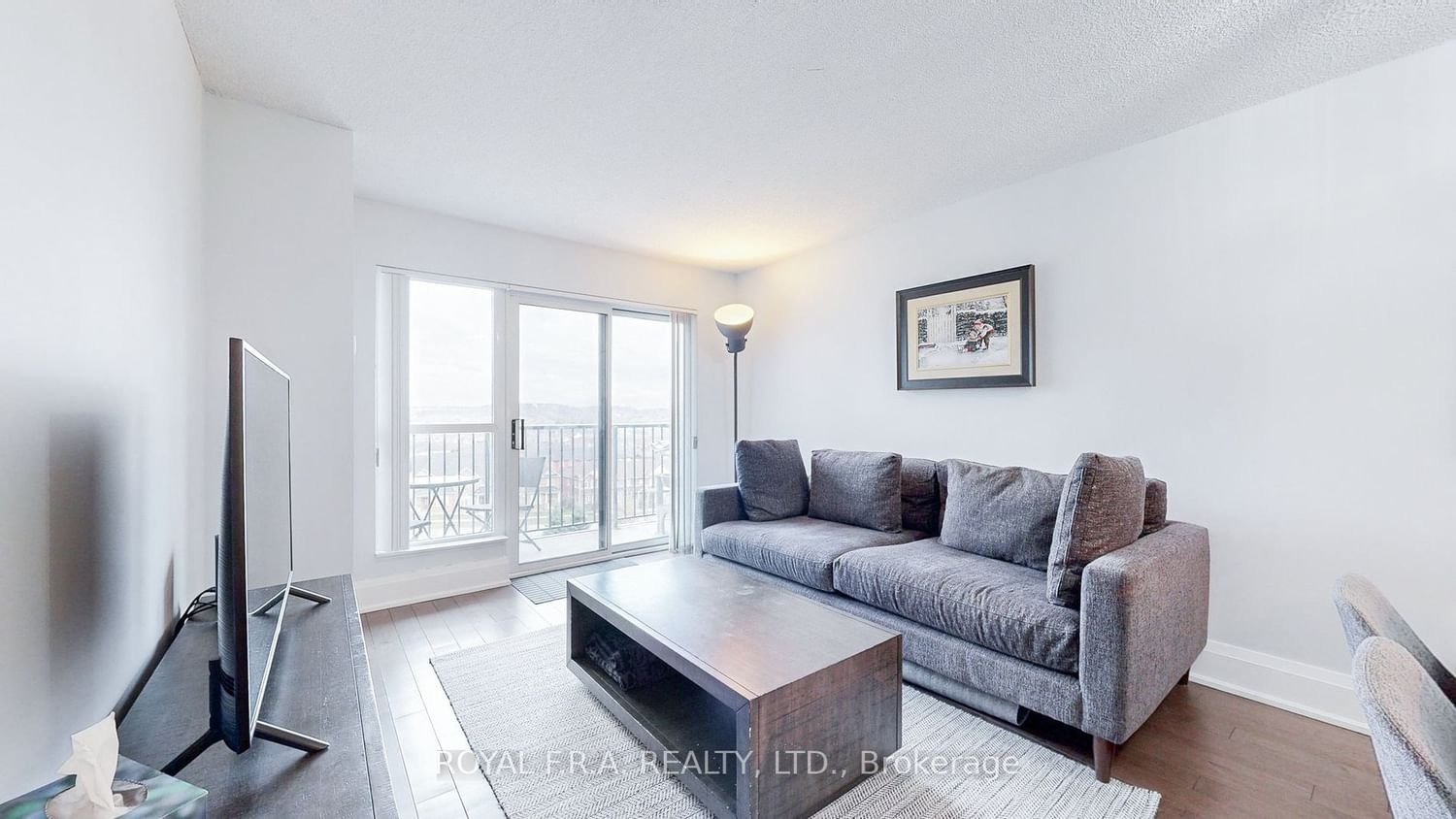 185 Oneida Cres, unit 915 for sale - image #14