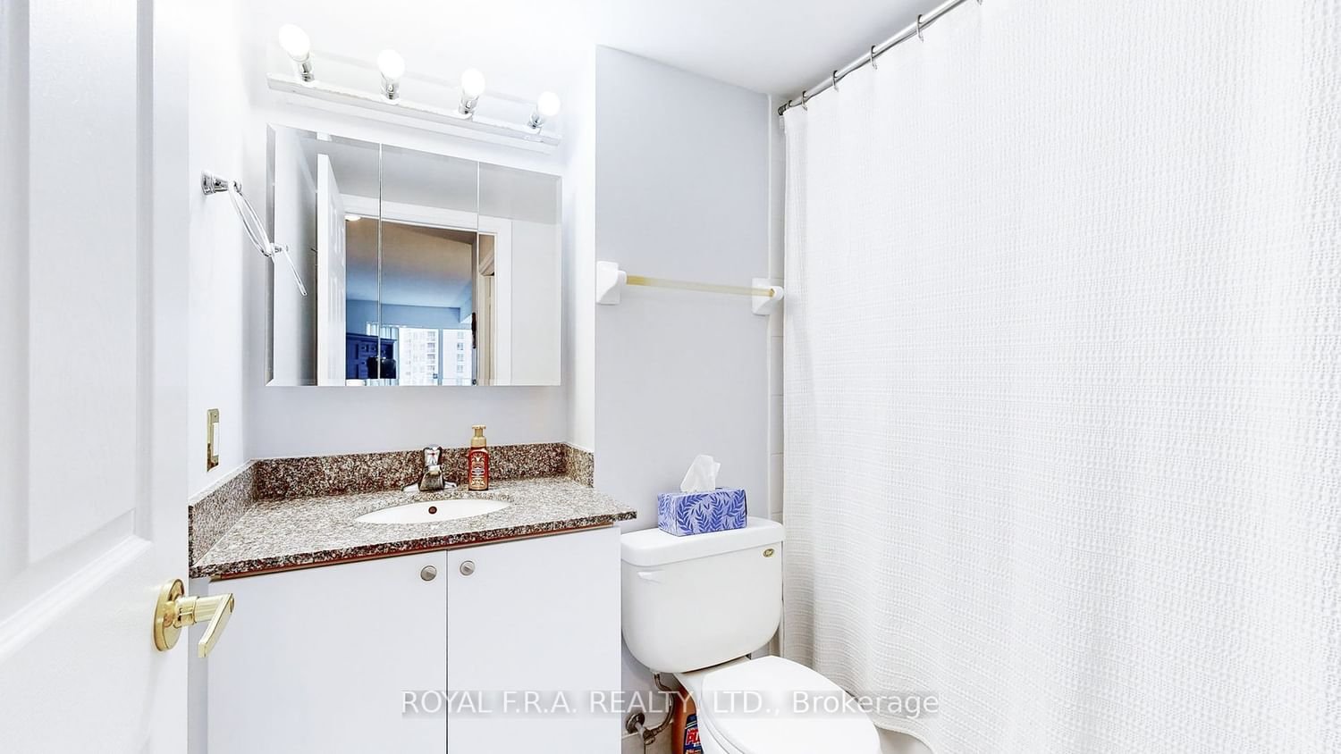 185 Oneida Cres, unit 915 for sale - image #28