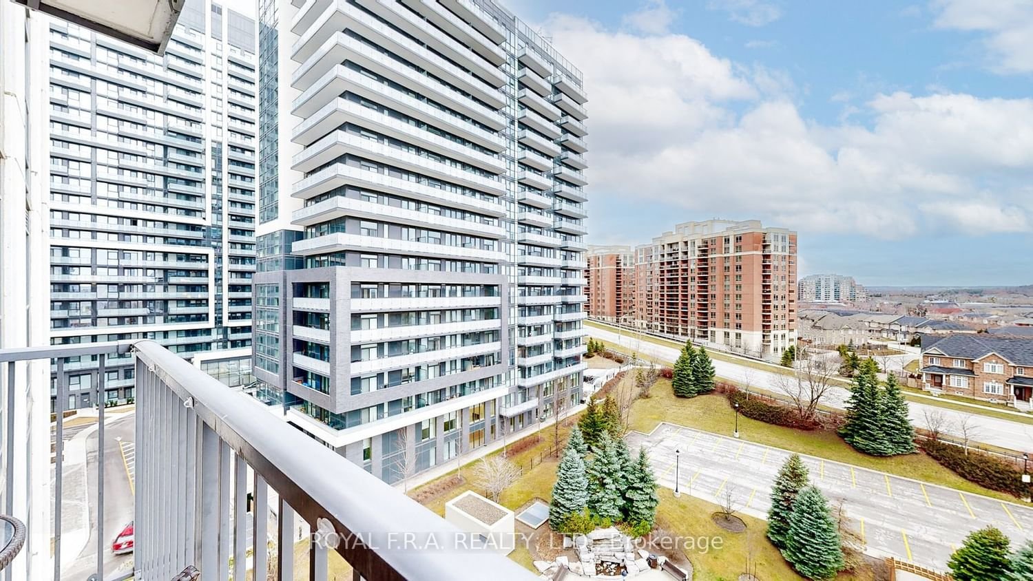 185 Oneida Cres, unit 915 for sale - image #31