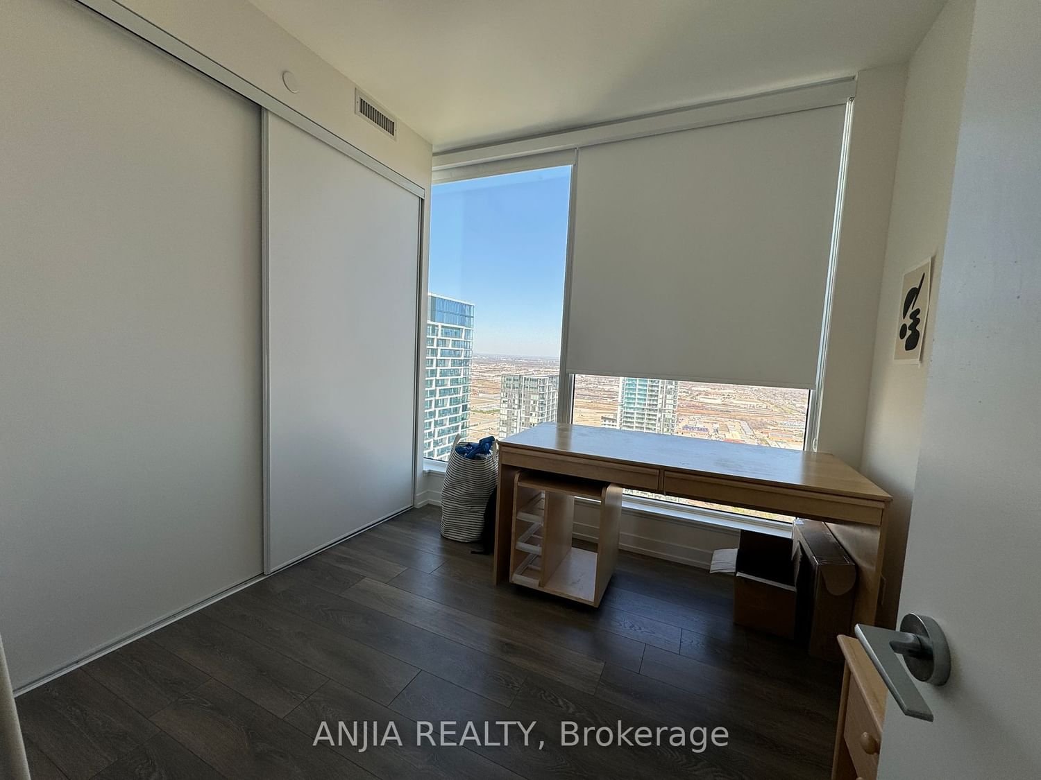 5 Buttermill Ave, unit 6102 for rent - image #5