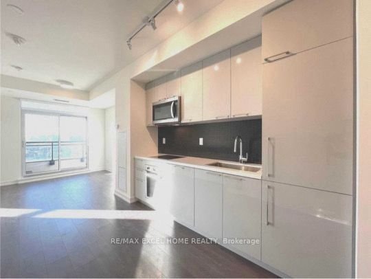 1 Grandview Ave, unit 1210 for rent - image #4