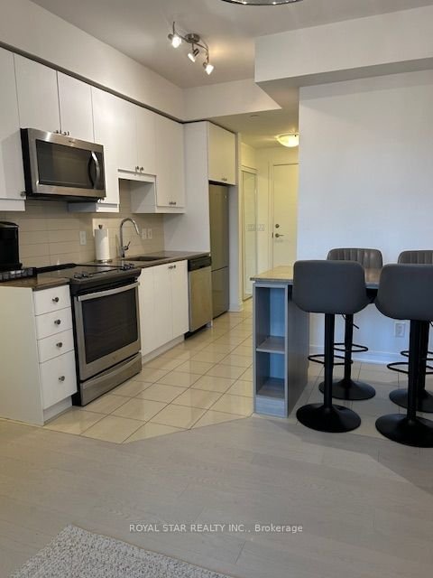 9201 Yonge St, unit Nw 501 for rent - image #9