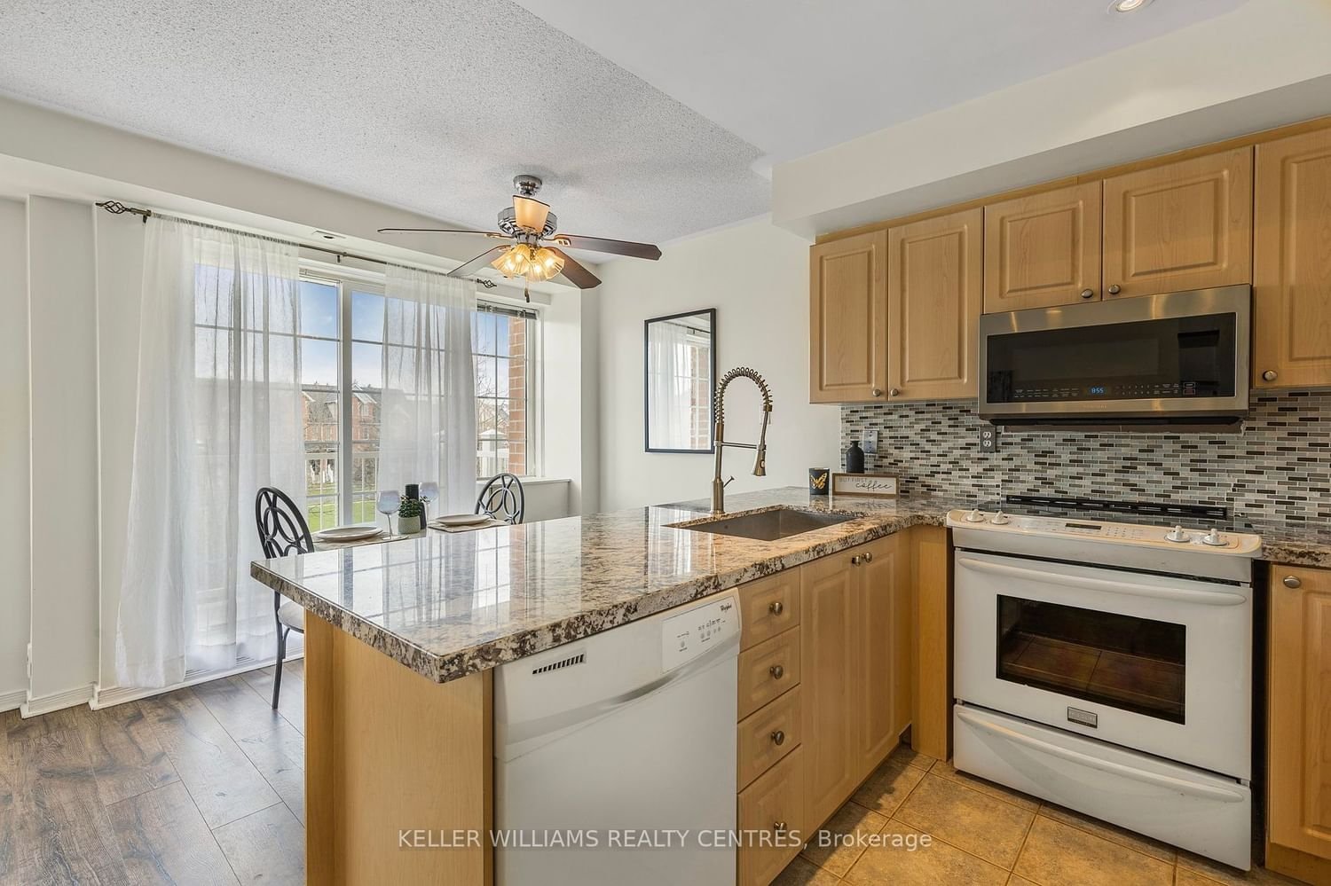 15 Cornell Meadows Ave, unit A212 for sale - image #4
