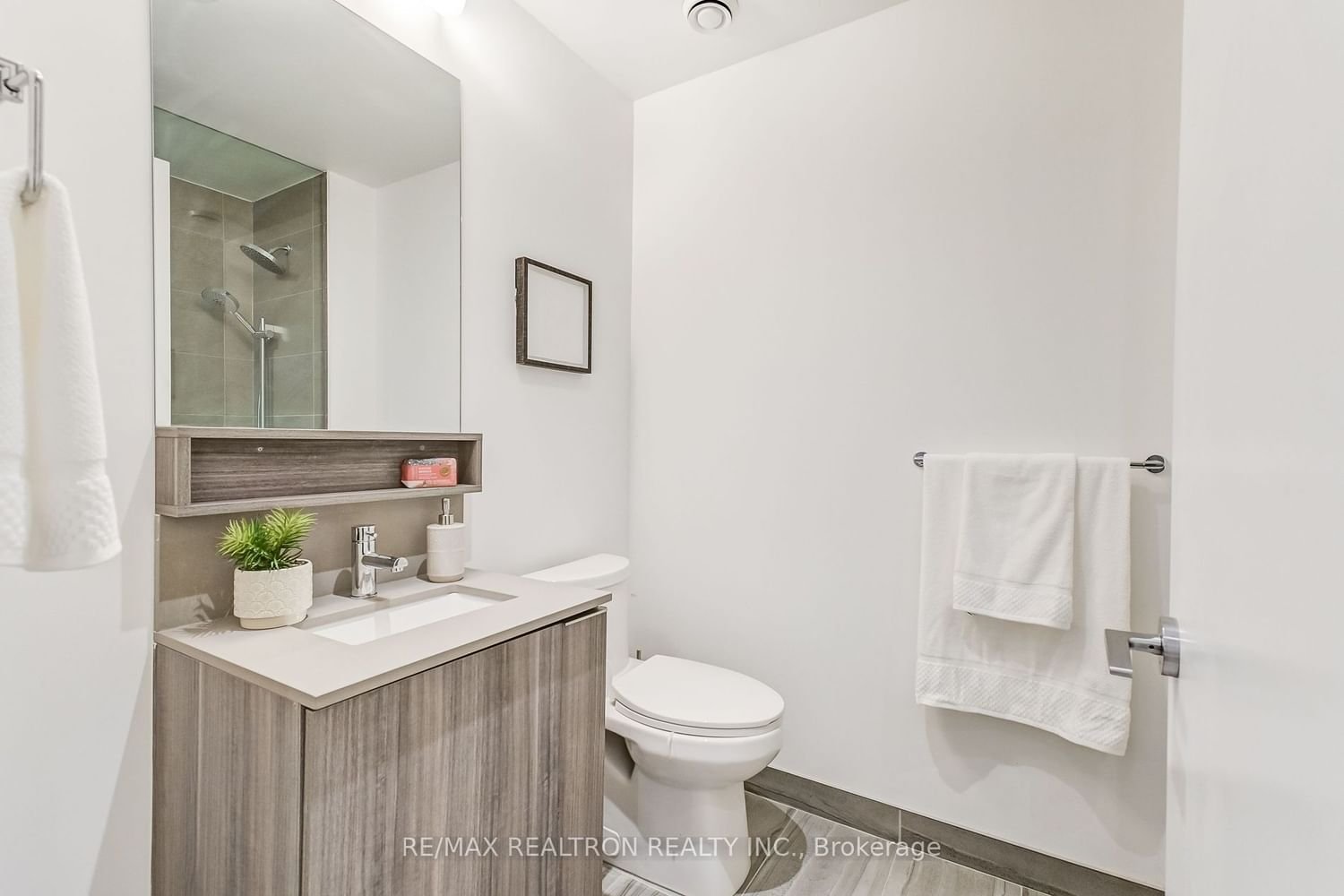 5 Buttermill Ave, unit 1608 for sale - image #14