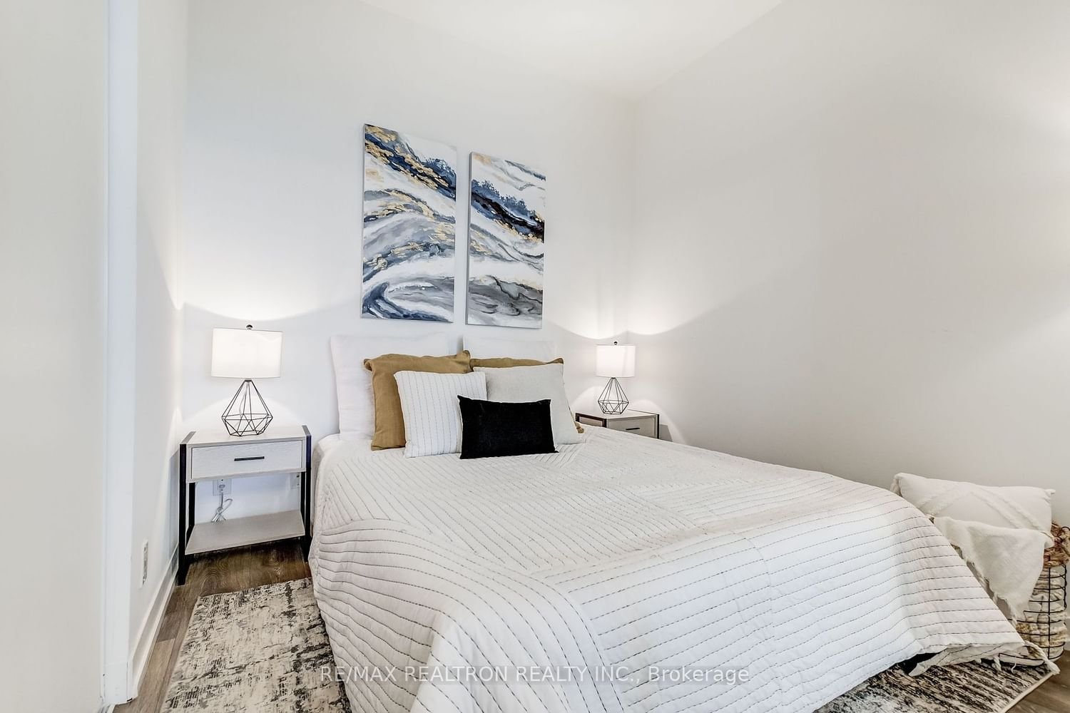 5 Buttermill Ave, unit 1608 for sale - image #15