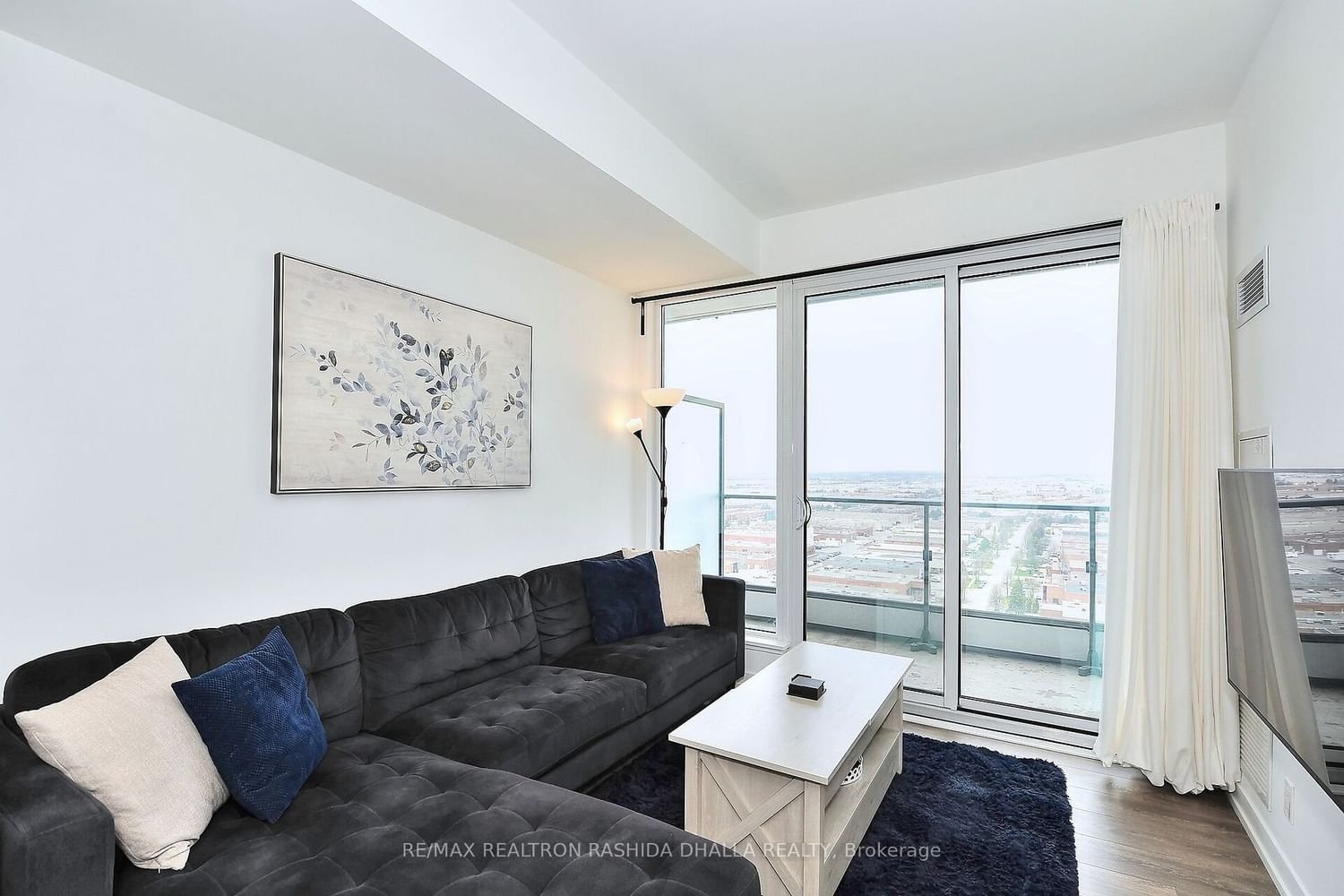 5 Buttermill Ave, unit 2011 for sale - image #16