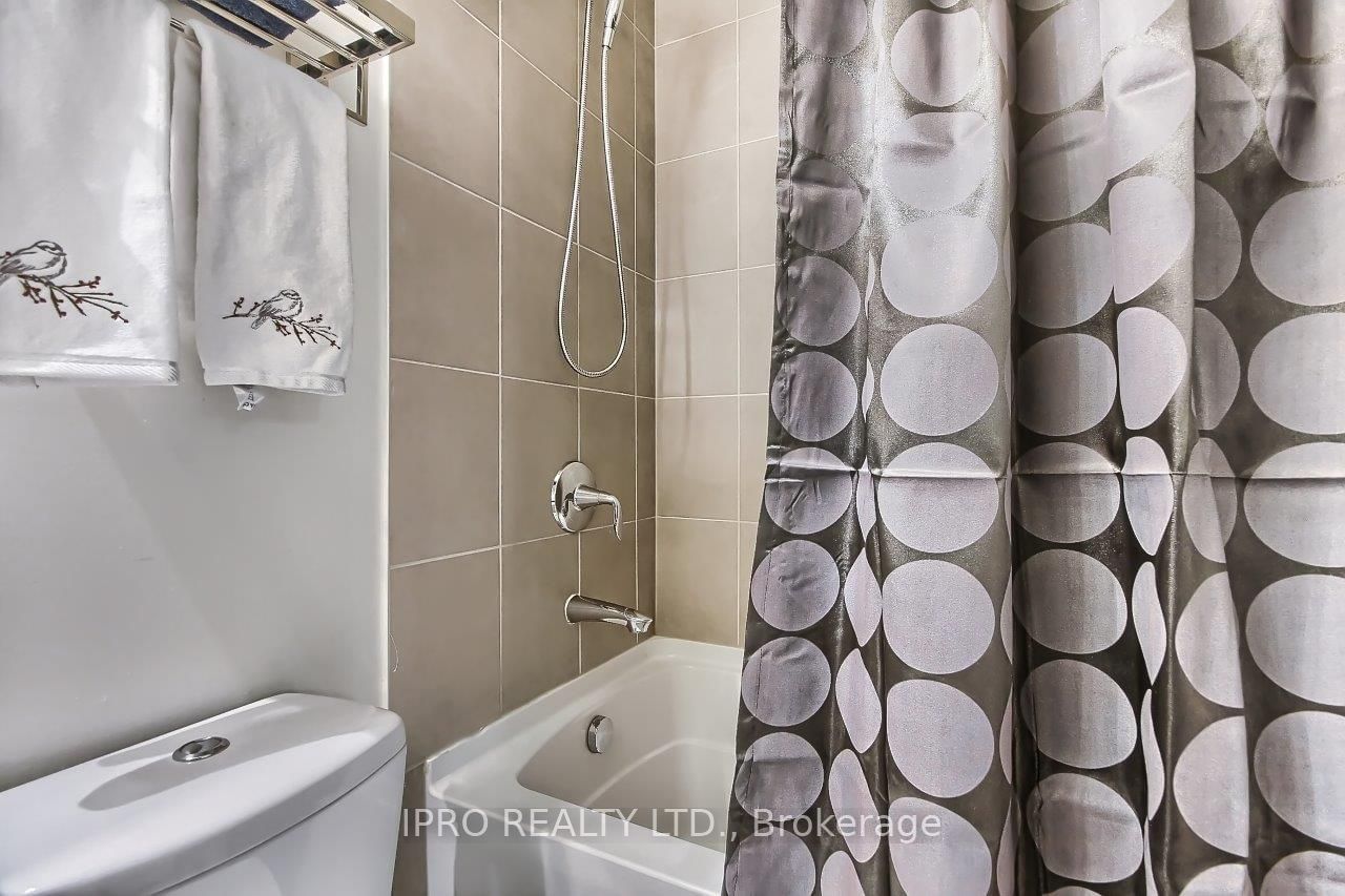 9088 Yonge St, unit 806A for sale - image #21