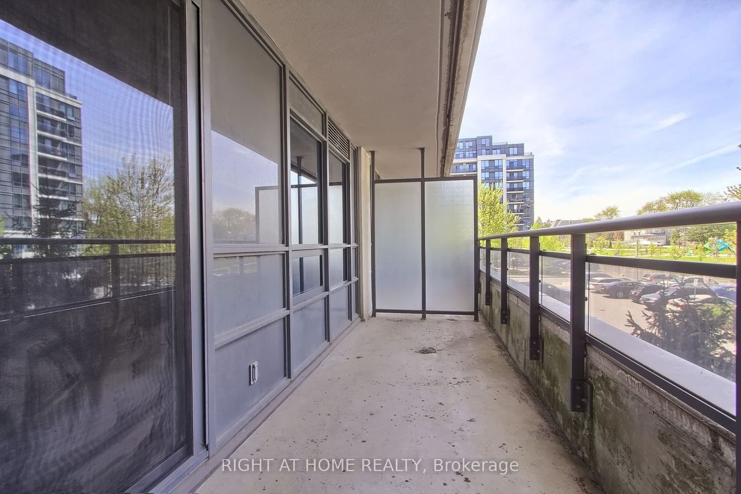 372 Highway 7 E, unit 219 for sale - image #17