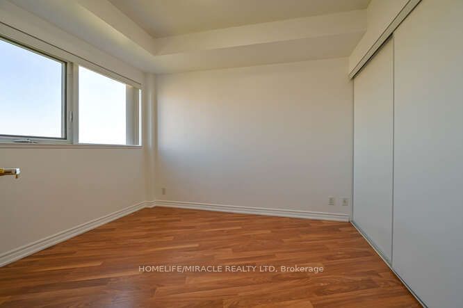 9225 Jane St, unit 1609 for sale - image #23