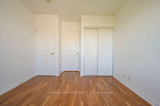 9225 Jane St, unit 1609 for sale - image #25