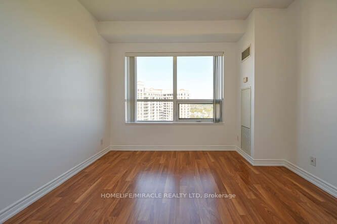 9225 Jane St, unit 1609 for sale - image #26