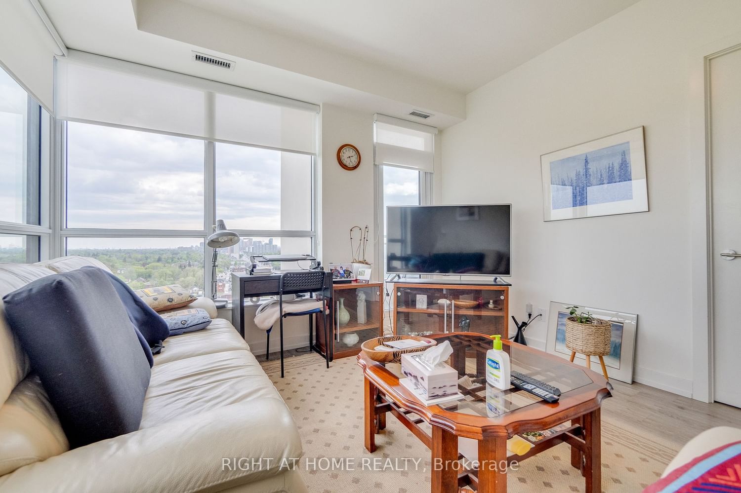 1 Grandview Ave, unit 1209 for sale - image #20