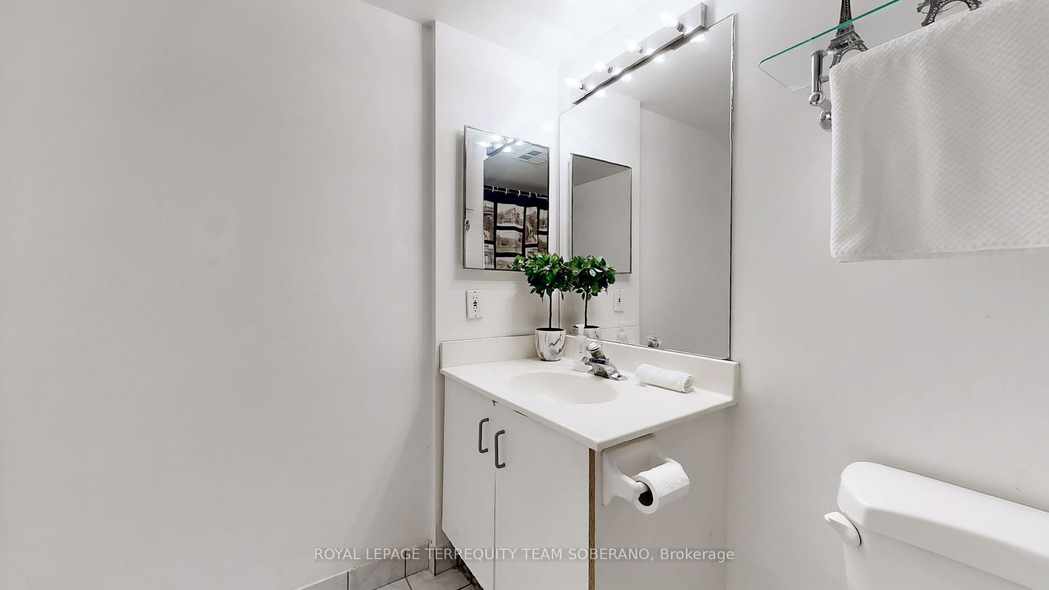 1 Emerald Lane, unit PH402 for sale - image #21