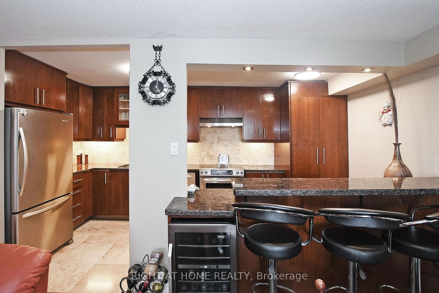 60 Inverlochy Blvd, unit 806 for sale - image #13