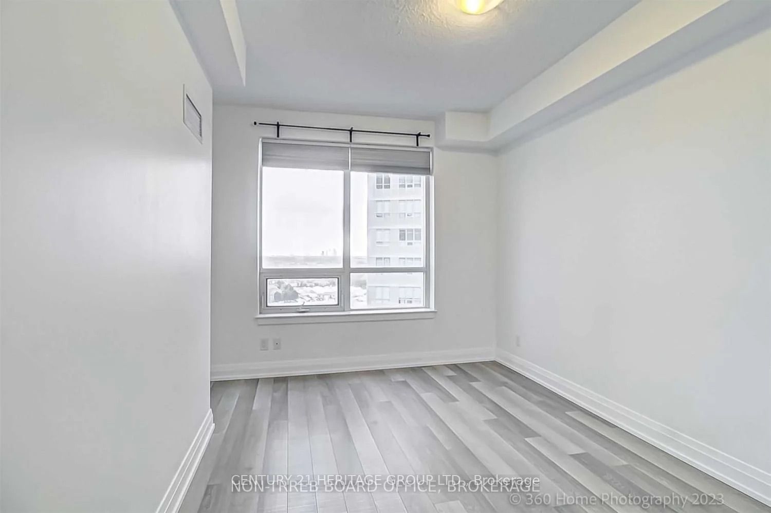 7165 Yonge St, unit 1711 for sale - image #13