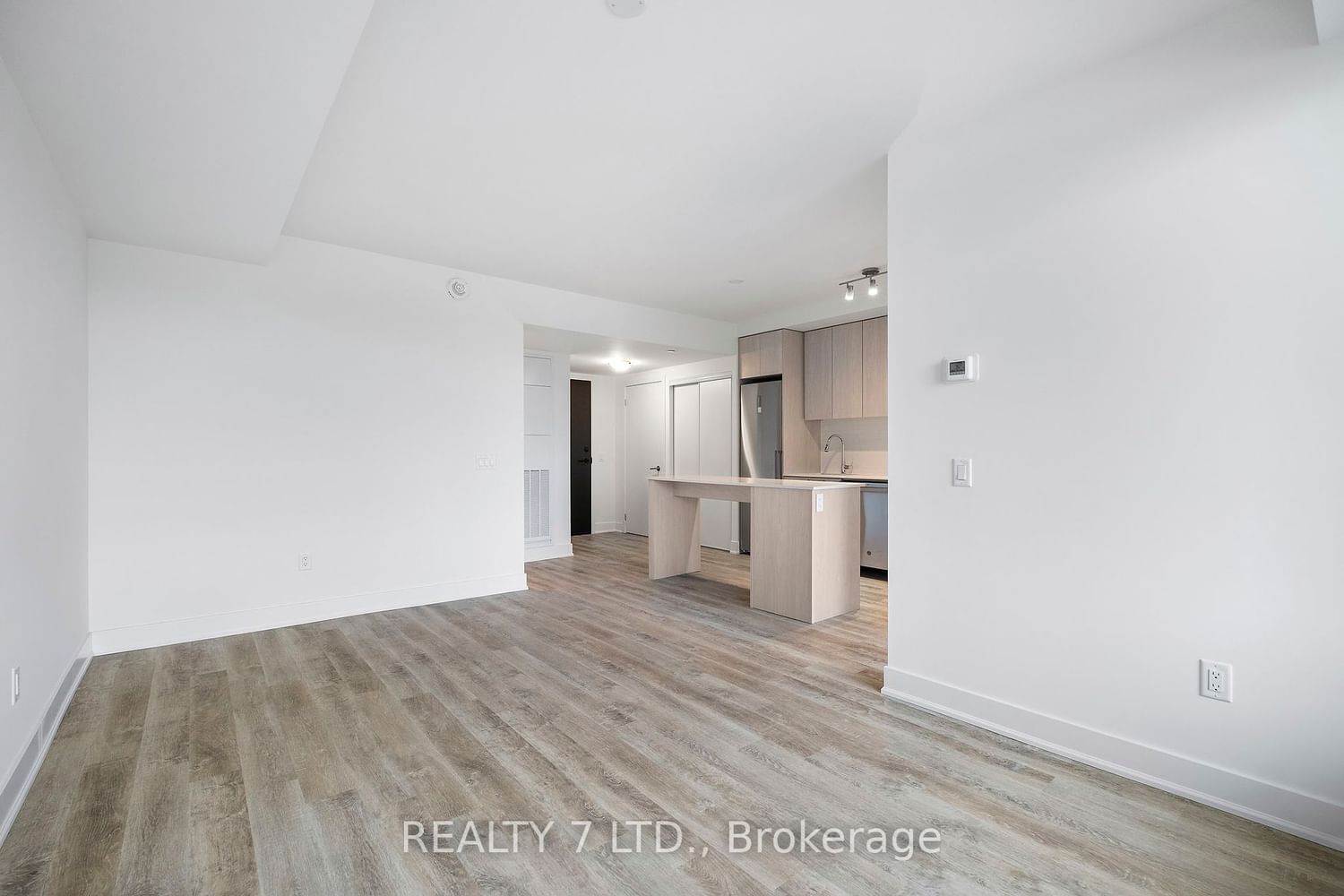 185 Deerfield Rd, unit 417 for sale - image #10