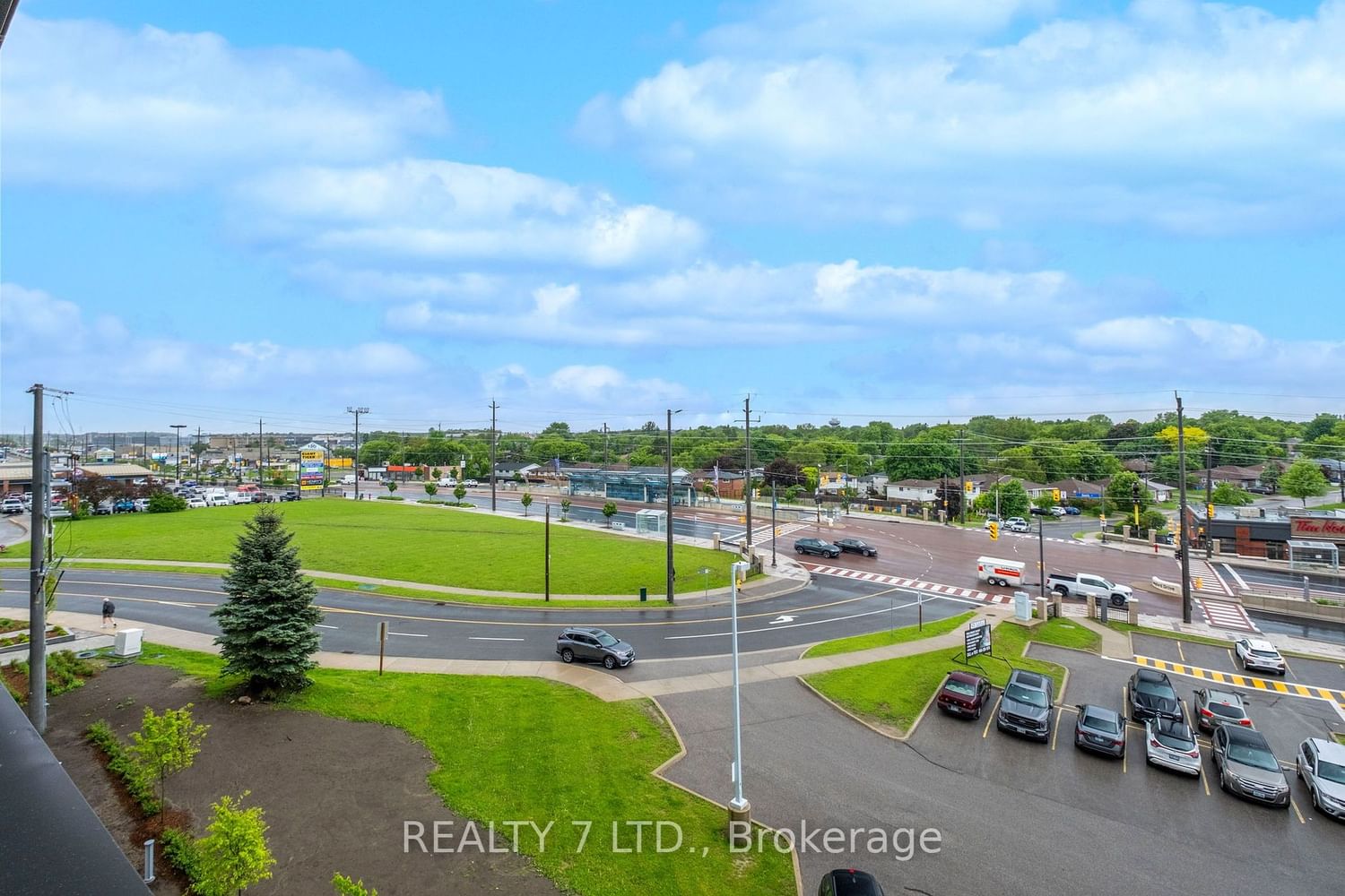 The Davis Condos II, Newmarket, Toronto