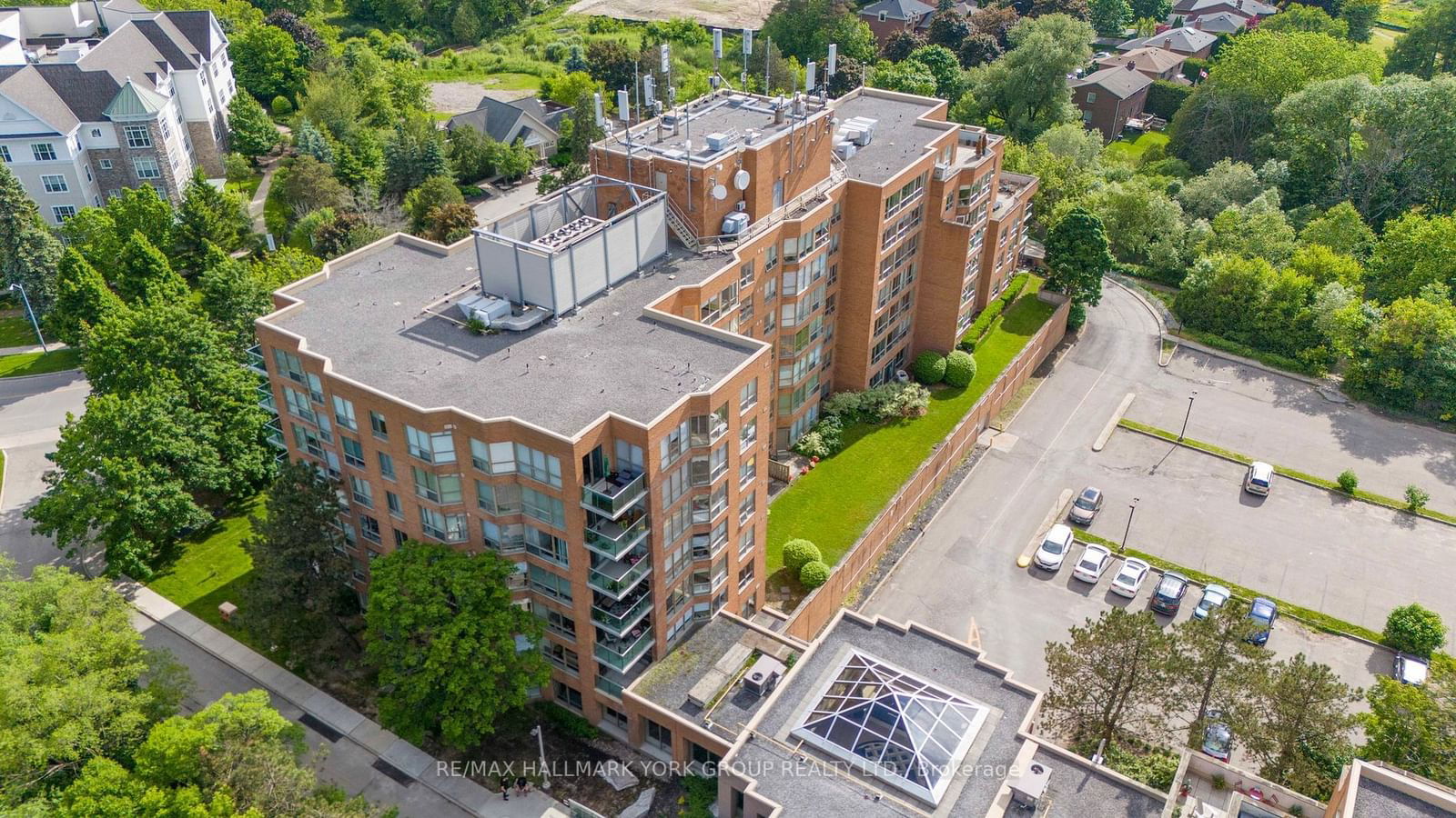 14924 Yonge St, unit 205 for sale - image #28