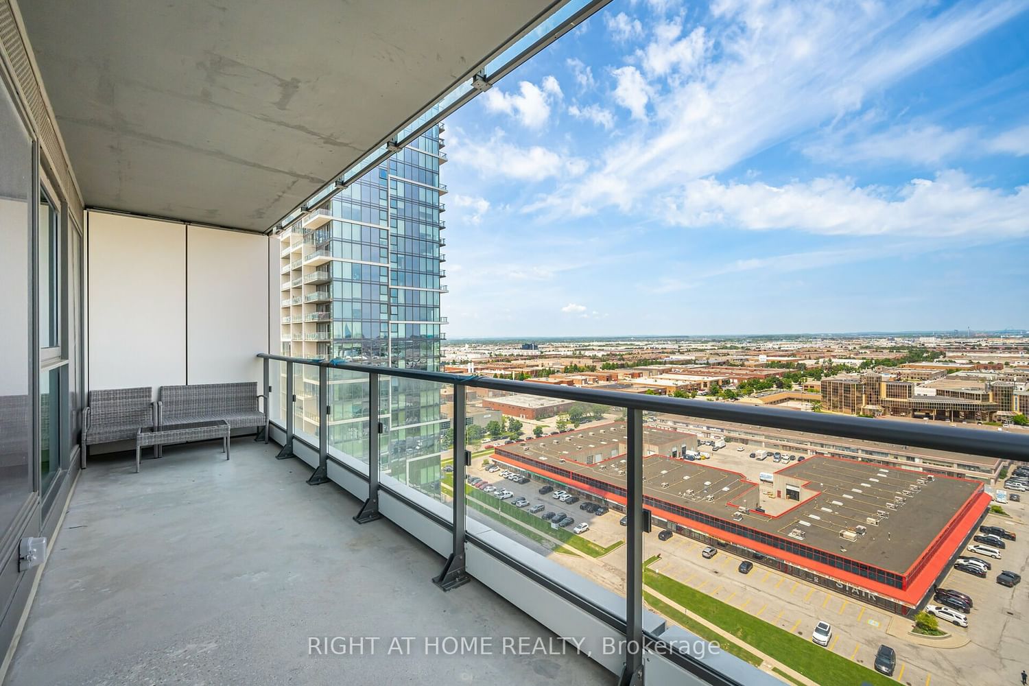 7890 Jane St, unit 1809 for sale - image #21