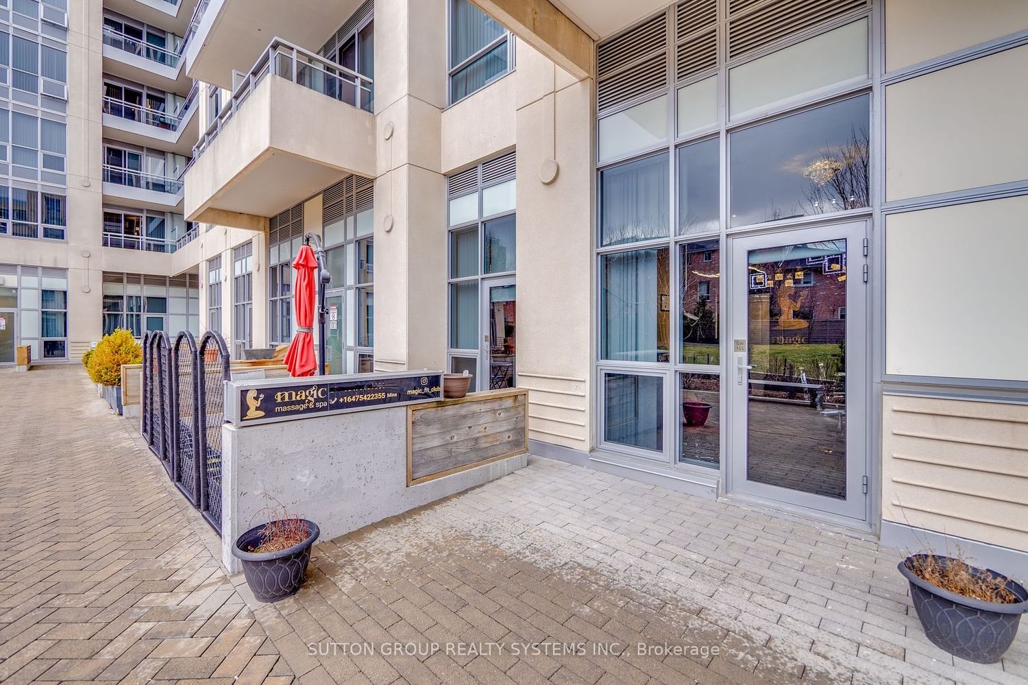 9191 Yonge St, unit Sw-105 for sale - image #31