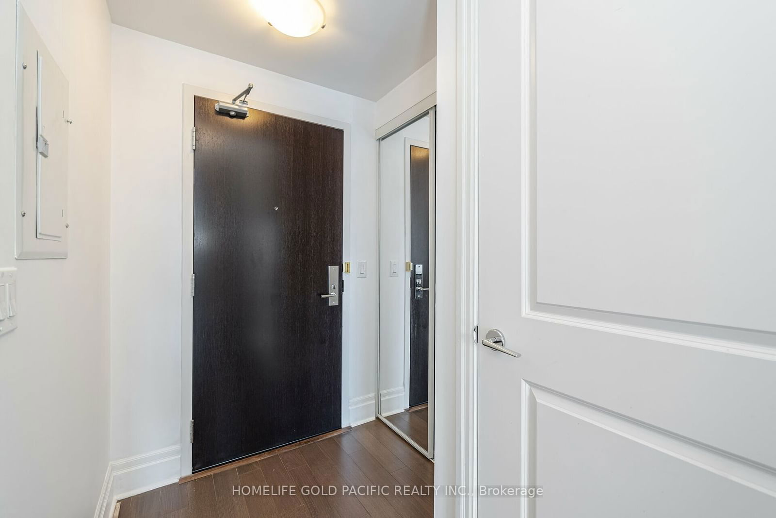 131 Upper Duke Cres, unit 616 for sale - image #6