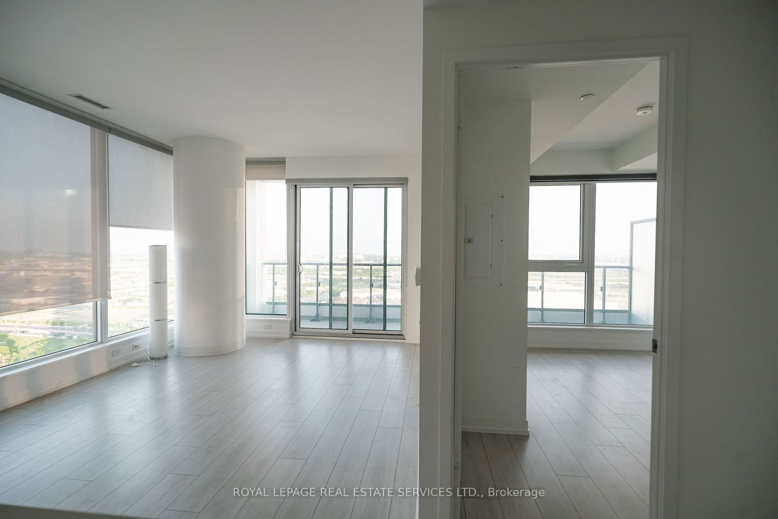 5 Buttermill Ave, unit 3503 for rent - image #24