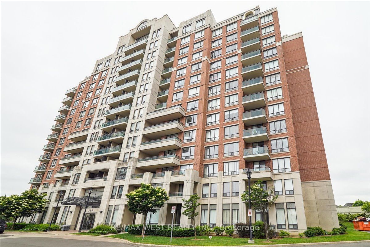 330 Red Maple Rd, unit 204 for sale - image #1