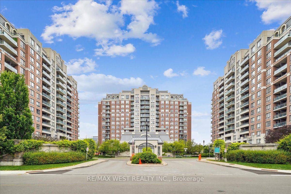 330 Red Maple Rd, unit 204 for sale - image #9