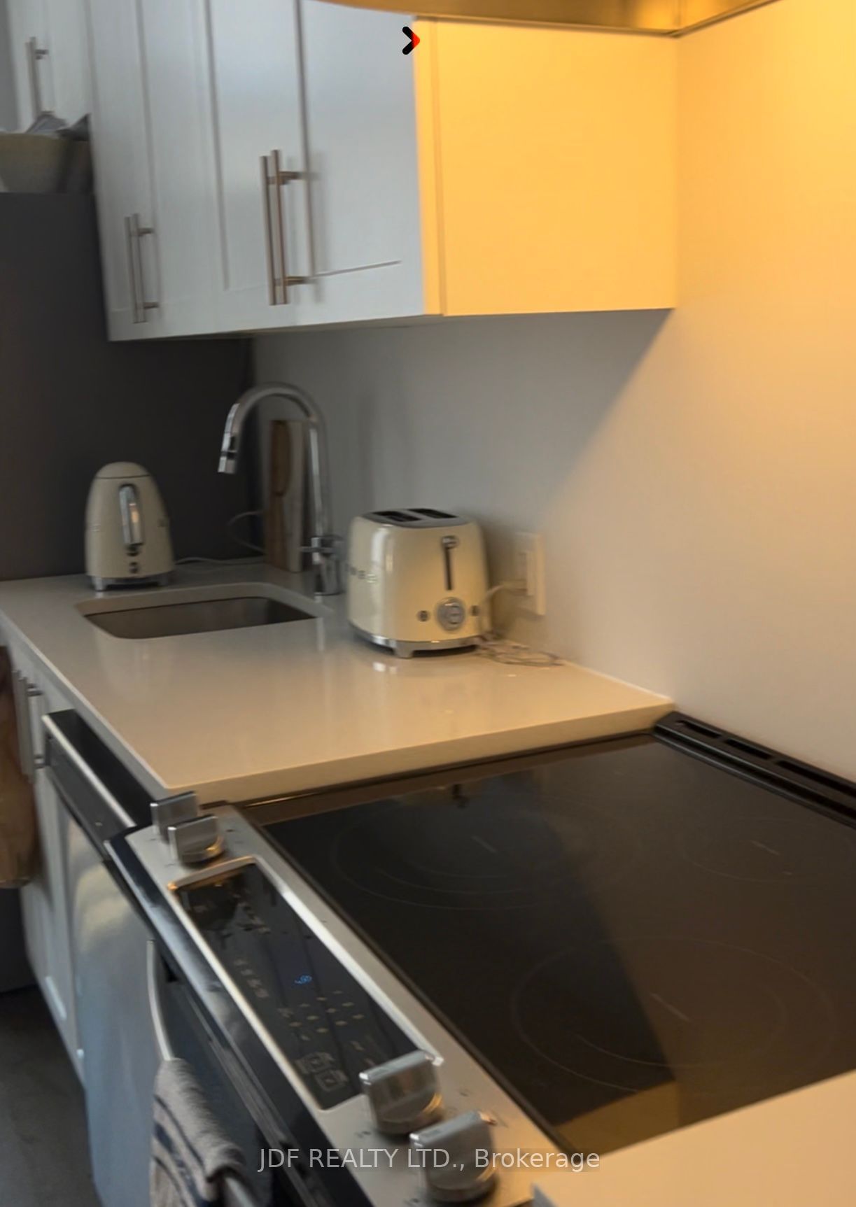 9560 Islington Ave, unit 201 for rent - image #17