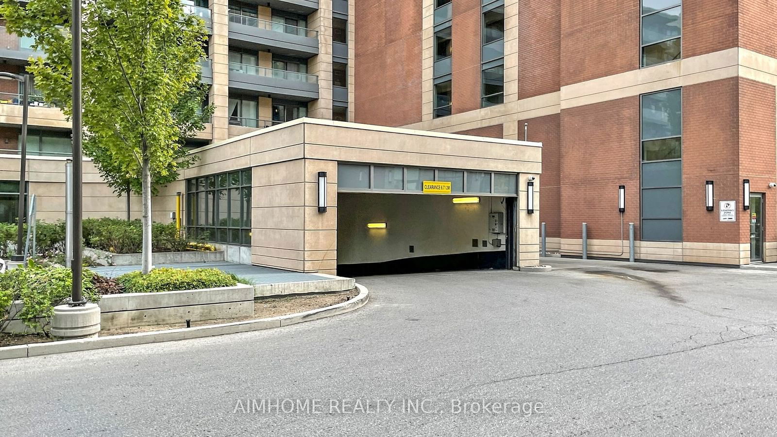 28 Uptown Dr, unit 203 for sale - image #39