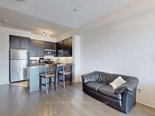 8110 Birchmount Ave, unit 720 for sale - image #3