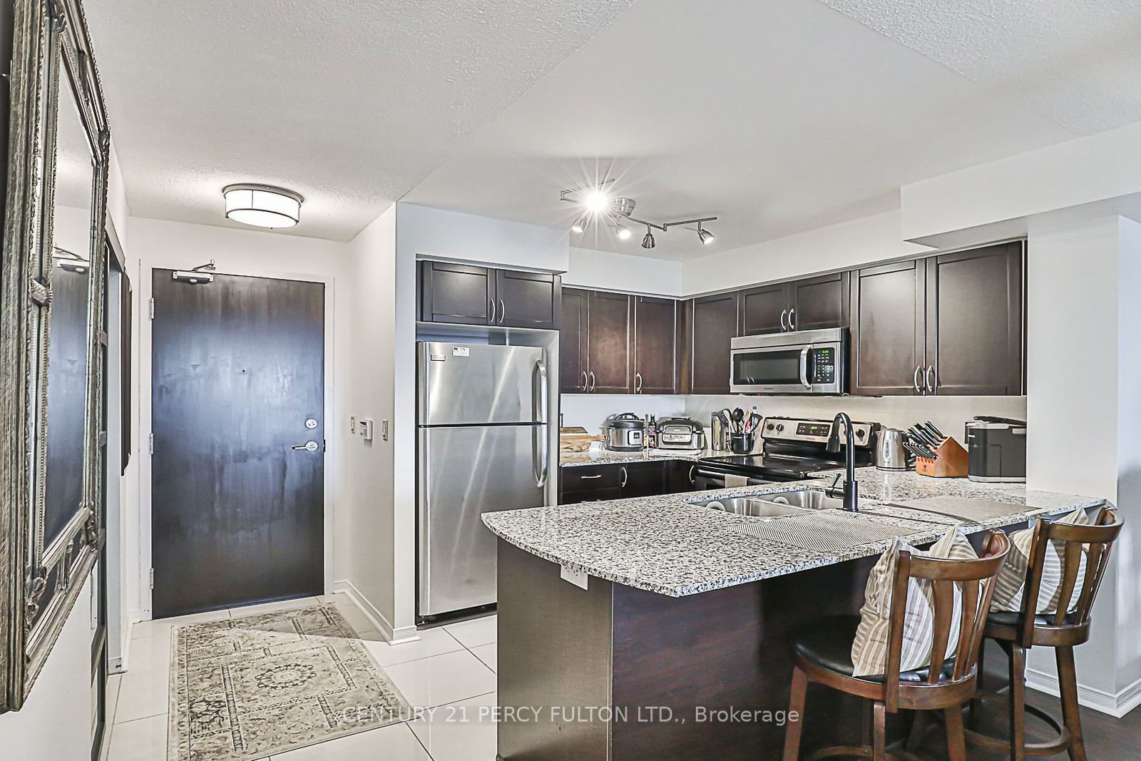 75 King William Cres, unit 409 for sale - image #13