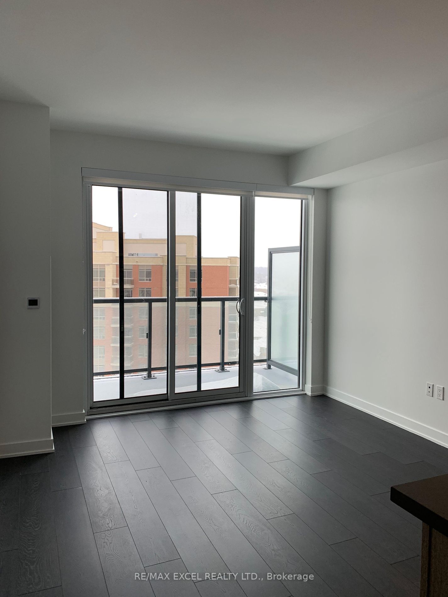 85 Oneida Cres, unit 1205 for rent - image #2