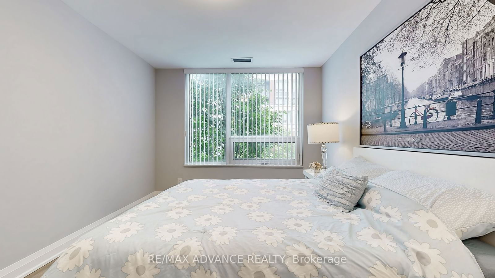 18 Uptown Dr E, unit 210 for sale - image #20