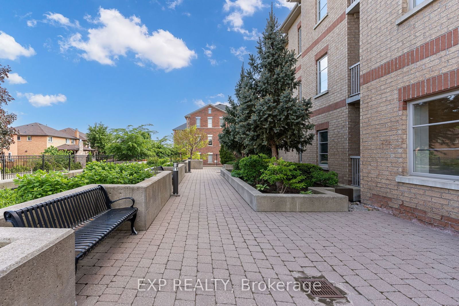 9901 Keele St, unit 108 for sale - image #19